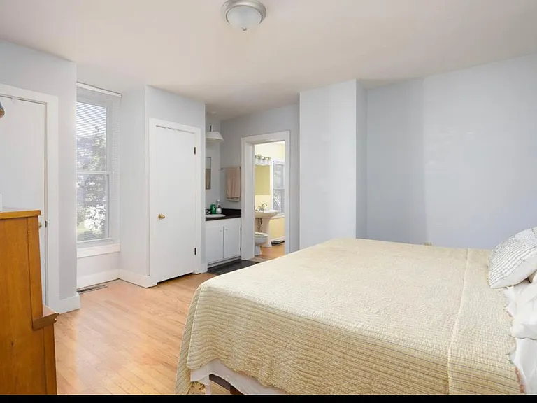 407 E Main St #407 — Photo 13