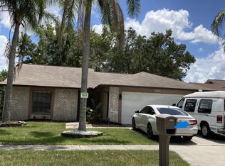 11917 Cedarfield Dr, Riverview, FL 33579