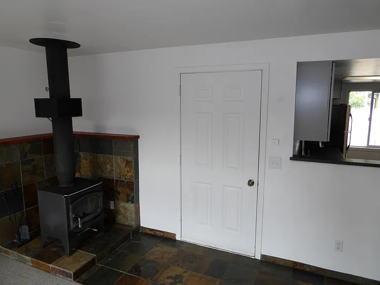 2921 Woodside Blvd — Photo 22
