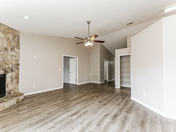 5th image of 7749 Pikes Peak Dr