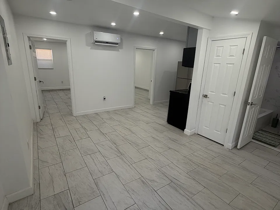 111 S 9th Ave