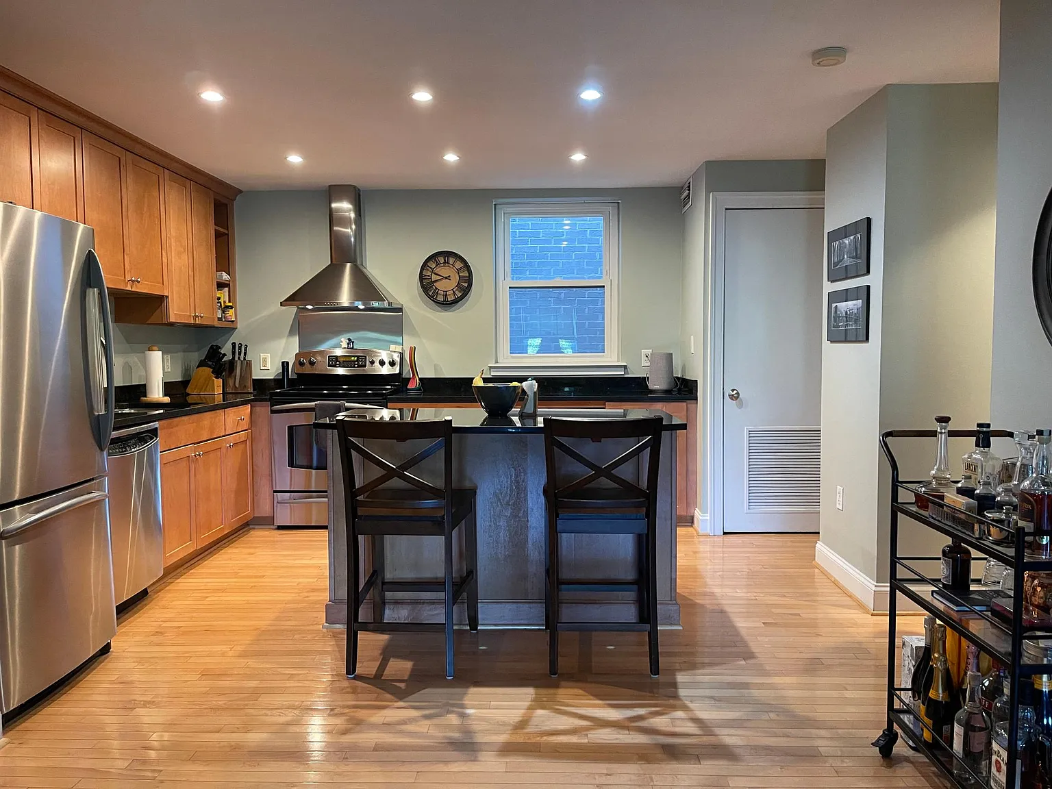 1102 R St NW — Photo 3