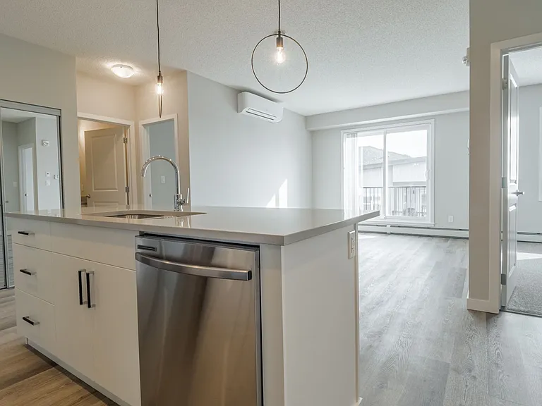 5530 Schonsee Dr NW — Photo 57