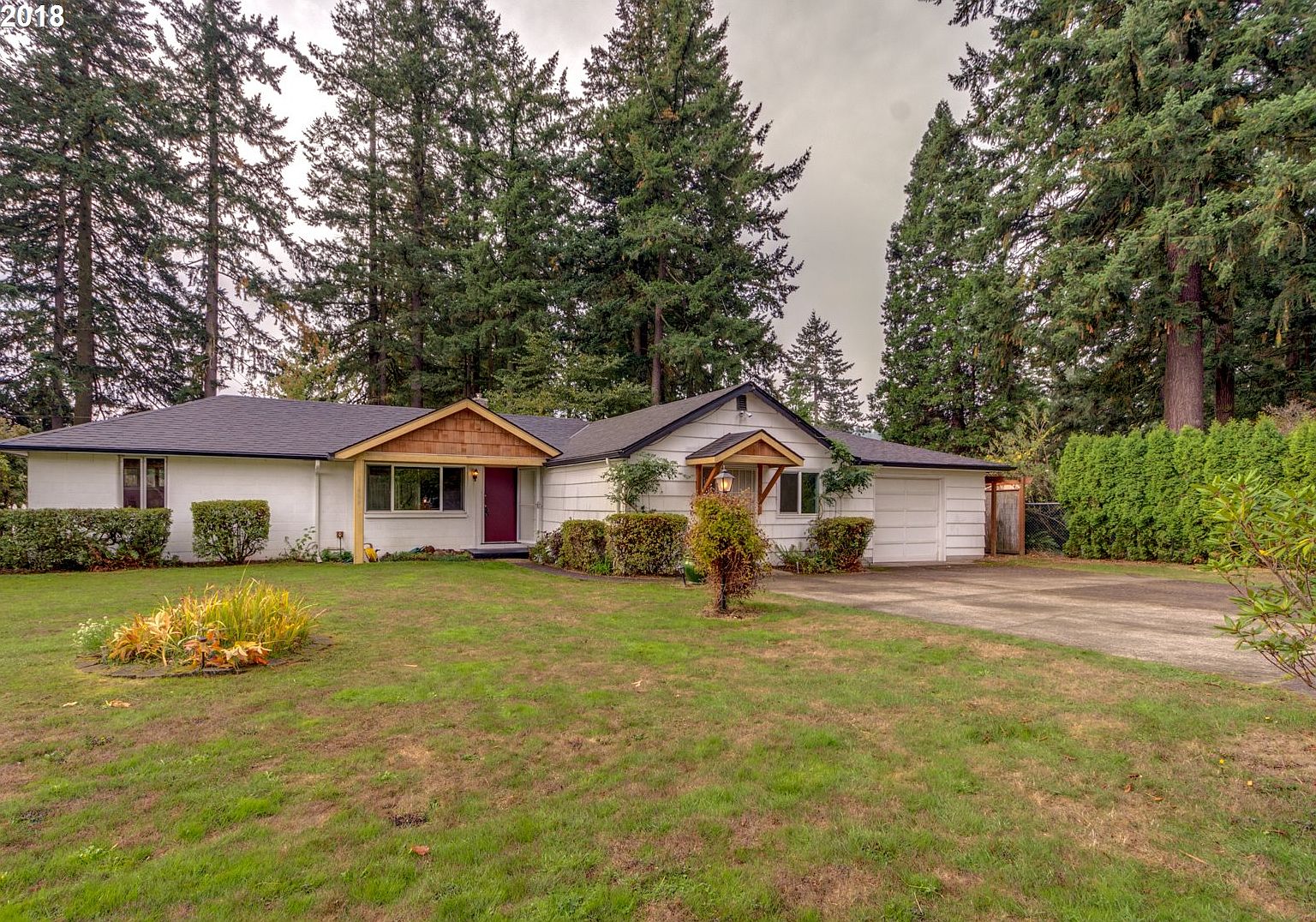 11414 SE Grant St, Portland, OR 97216 | Zillow
