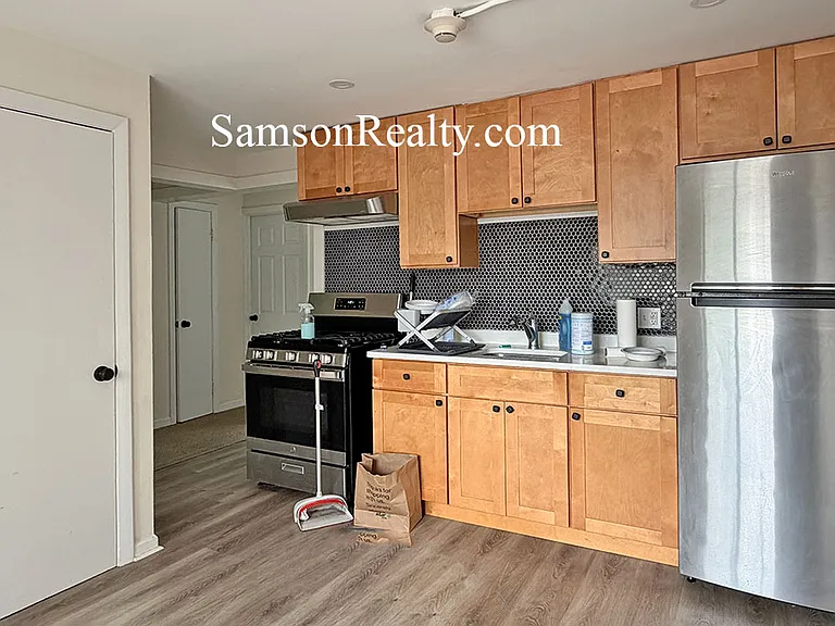 25 Waterman Ave #2 — Photo 3