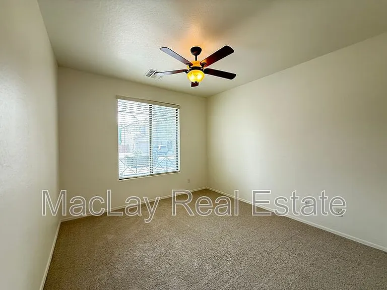 8311 S 23rd Pl — Photo 22