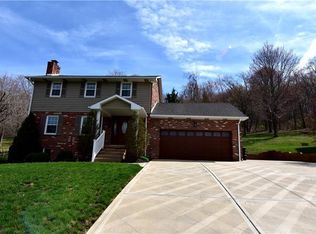 428 Burnside Rd, Canonsburg, PA 15317