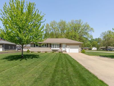 1207 Minnehaha Ln, Cedar Falls, IA, 50613