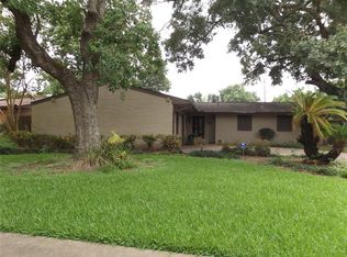 6213 Birdwood Rd, Houston, TX 77074