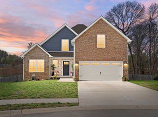 196 Cameron Ct, Clarksville, TN 37042