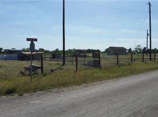 120 Callaway Ct, Lockhart, TX 78644