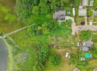 Delphine Dr, Holly, MI 48442