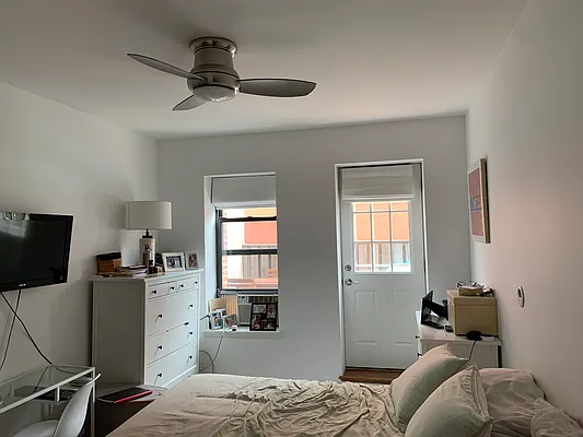 Rented by Compass | media 11