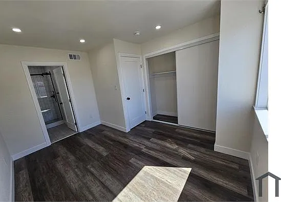 1515 Center St #5 — Photo 1