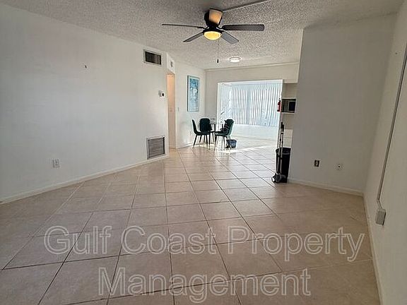 3rd image of 7035 Cedarhurst Dr APT 1