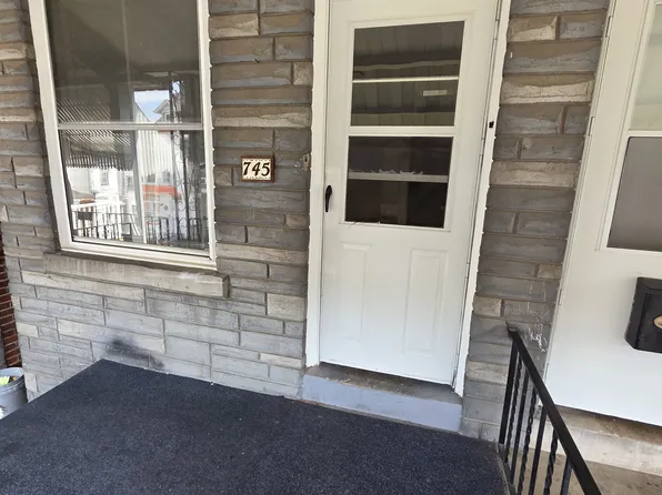 745 Birch St, Reading, PA 19604