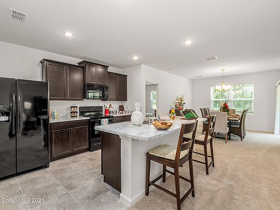 3rd image of 6764 Topaz Dr