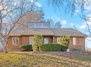 10200 Haskins St, Lenexa, KS 66215