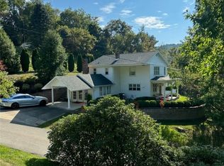 33 Hill St, Fayette City, PA