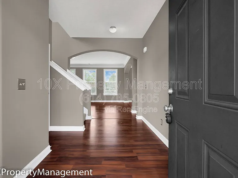 3056 Melville St — Photo 2