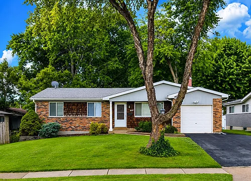 1860 Teakwood Manor Dr Photo 1
