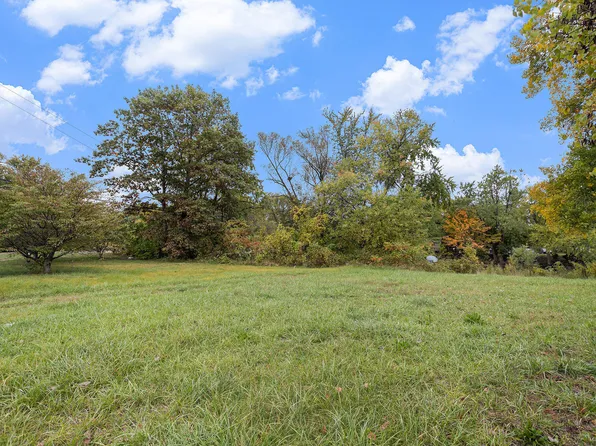 108 River Dr, Three Rivers, MI 49093