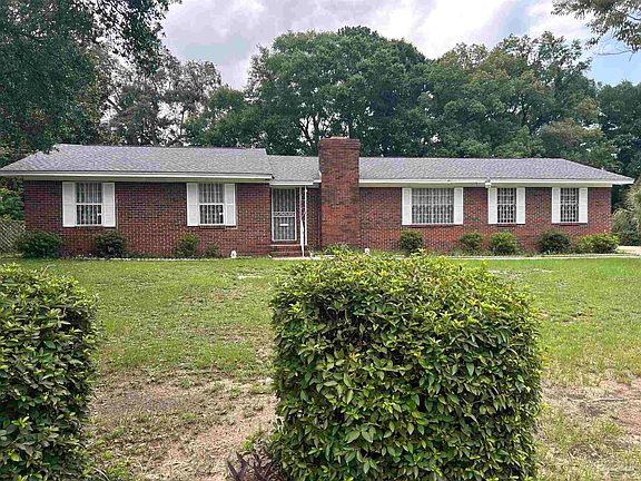 3rd image of 2820 Bayview Way