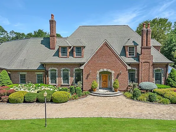 7 East Farm Road, Middlebury, CT 06762