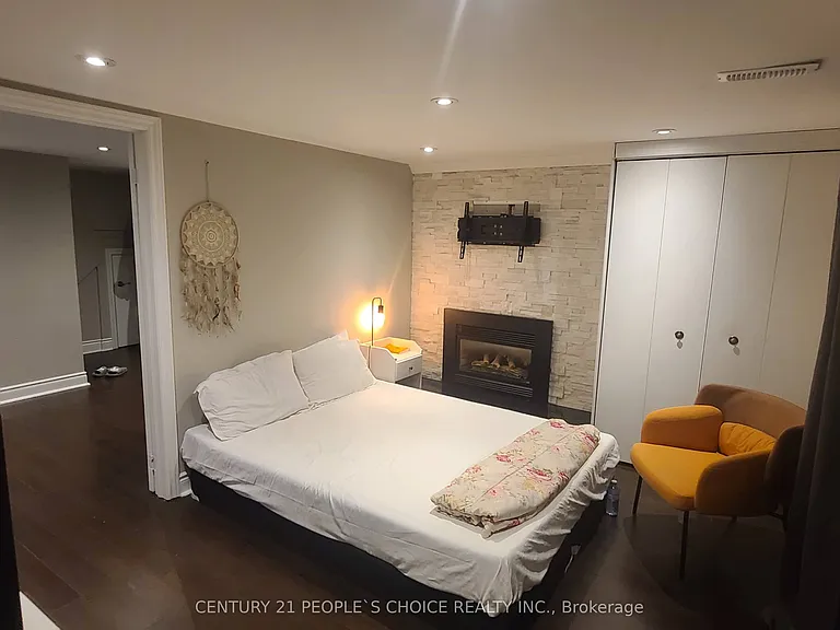 3 Erindale Cres #BASEMENT — Photo 9