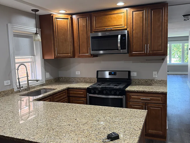 5735 W Lawrence Ave #1 — Photo 7