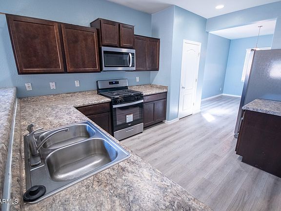 4th image of 38140 W LA PAZ Street