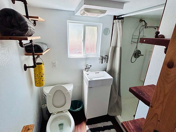 4th image of 249 Orchard Ave #0