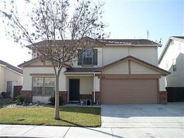 1st image of 823 Willow Park Ln