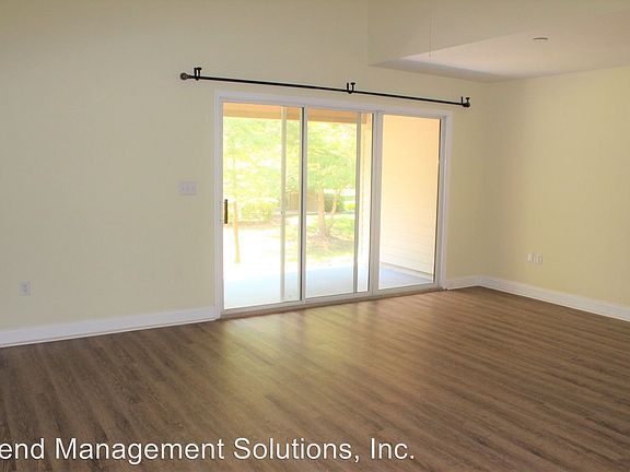 5th image of 1215 NW 55th St