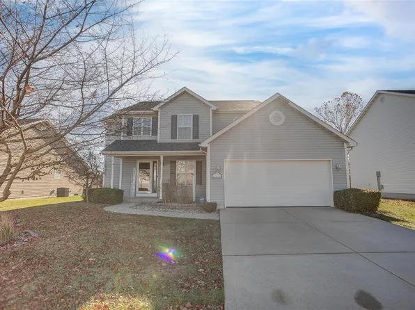 751 Moorland Cir, Mascoutah, IL 62258