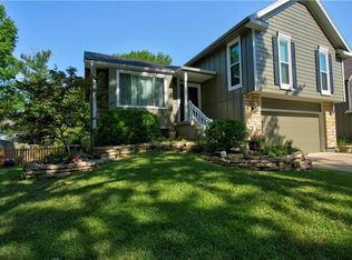 11518 Parkhill St, Overland Park, KS 66210