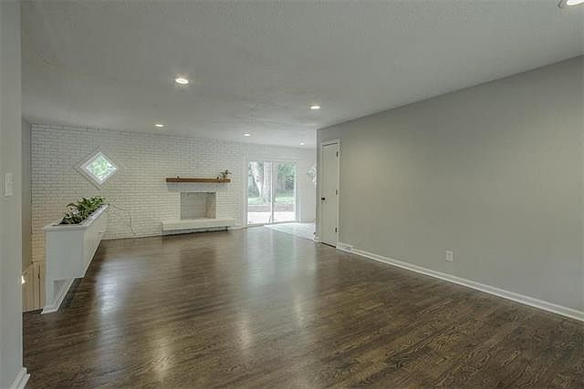 1st image of 3805 E 98th Ter