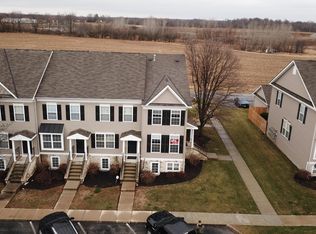 6528 Crab Apple Dr, Canal Winchester, OH 43110