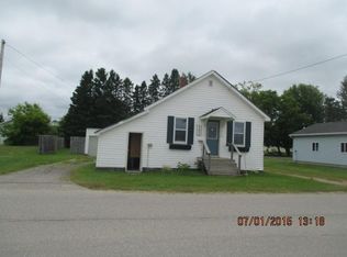 182 E Church St, Pickford, MI 49774