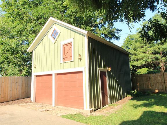 4th image of 526 N Rockton Ave