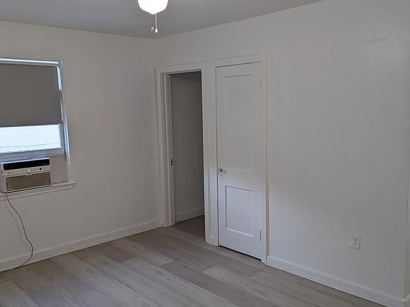 4th image of 619 Biscayne Dr #A