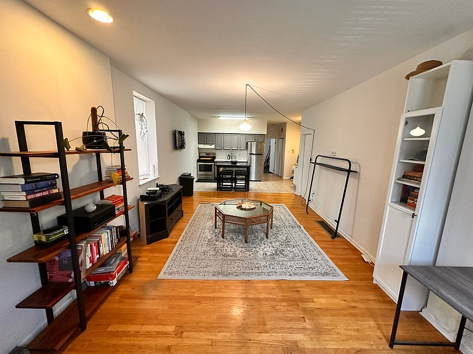 1st image of 1112 Fitzwater St #1