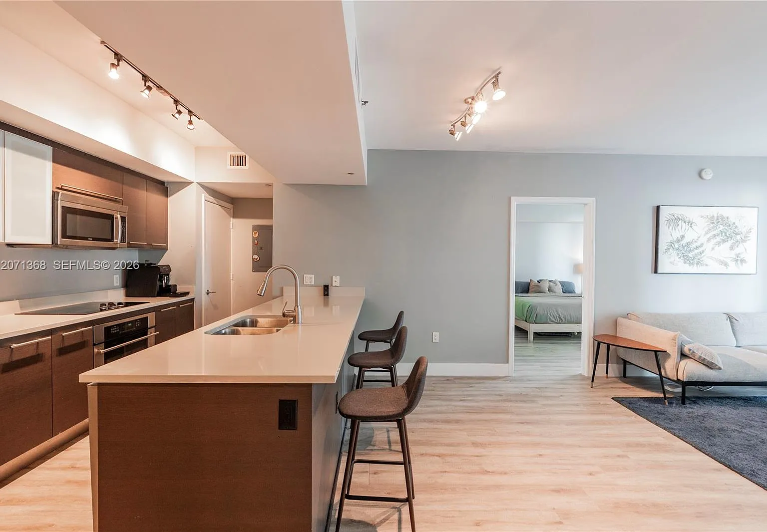 500 Brickell West Condo — Photo 3