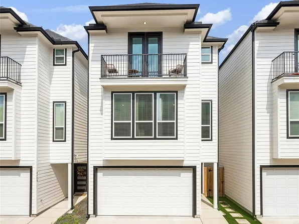 848 Fisher St #C, Houston, TX 77018