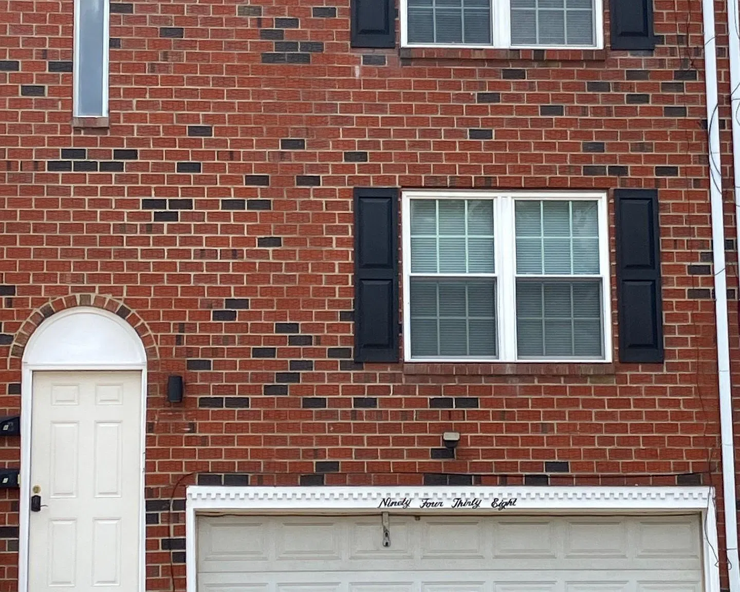9438 Woodbridge Rd — Photo 1