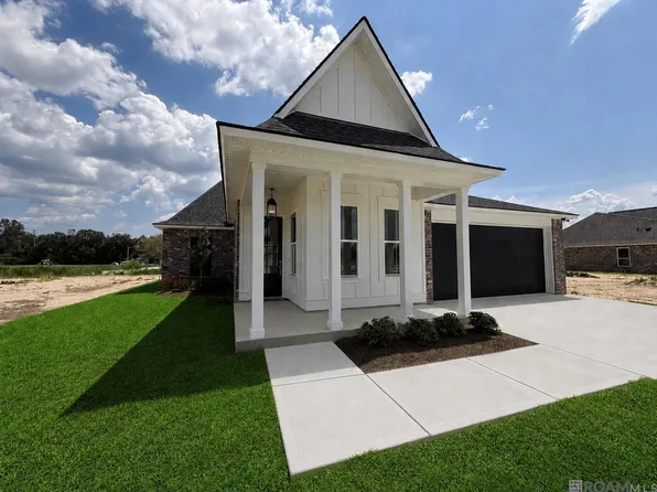 29445 Northlake Dr, Denham Springs, LA 70726
