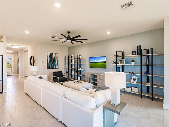 5th image of 648 Parkshore Lake Ave