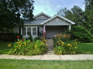303 E Lucas St, Valliant, OK 74764