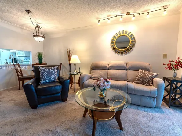 8814 W McNab Rd APT 204, Tamarac, FL 33321