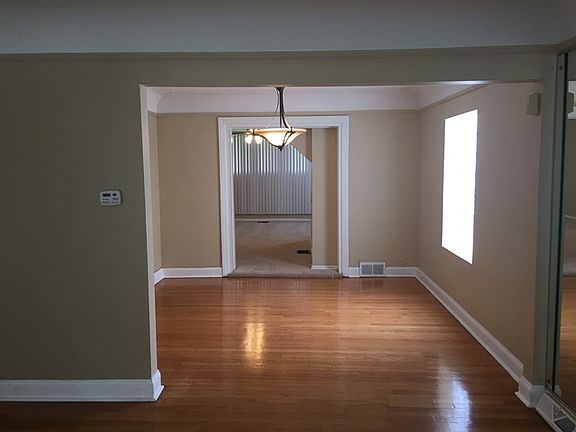 4th image of 9124 S Luella Ave